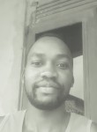 Dero, 31 год, Kampala