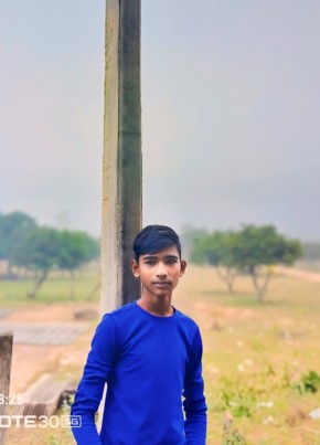 Dinesh, 18, India, Chennai
