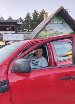 Aлям из Ужице 42 года