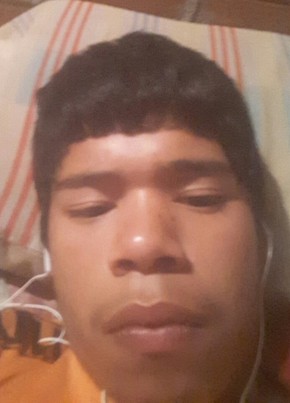 Carlos, 19, República del Paraguay, Asunción