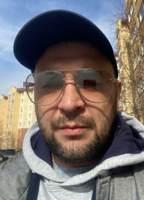 Артур из Нового Уренгоя 31 год