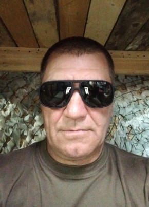Дмитрий из Старого Оскола 50 лет