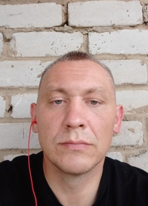 Влад, 39, Россия, Бежецк