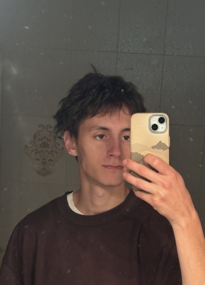 Даниил из Ессентуки 20 лет