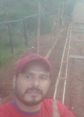 Eder Luis из Pedro Juan Caballero 42 года