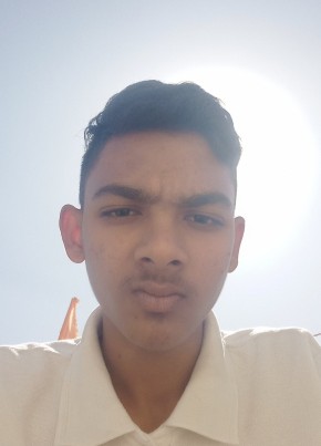 Piyush, 18, India, Ahmedabad