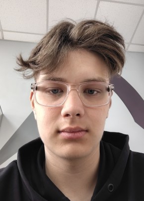 Роман из Елизово 18 лет