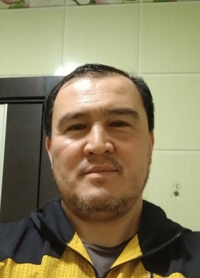 Камол из Череповеца 44 года