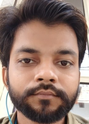 Farman khan, 18, India, Delhi