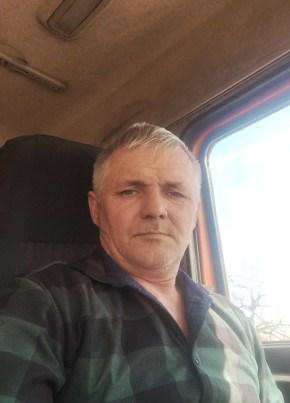 Андрей из Ульяновска 52 года