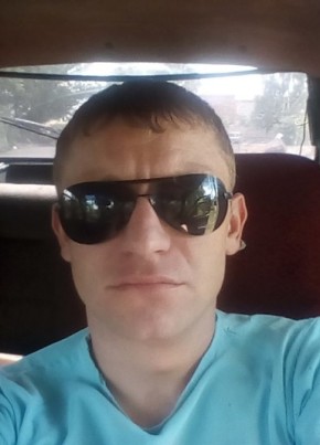 Максим, 34, Россия, Новый Оскол