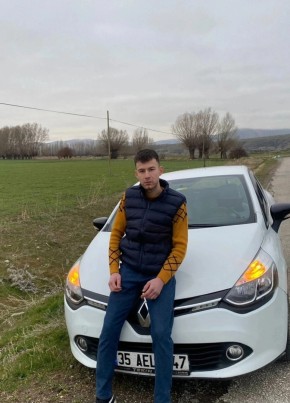 Süleyman из Afyonkarahisar 21 год