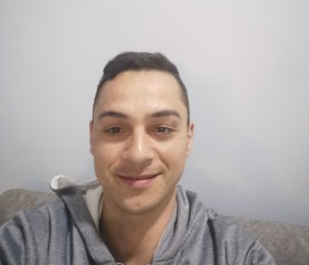 Samuel, 31, Al Fashn