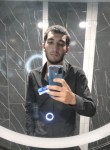 Maks, 22, Shu