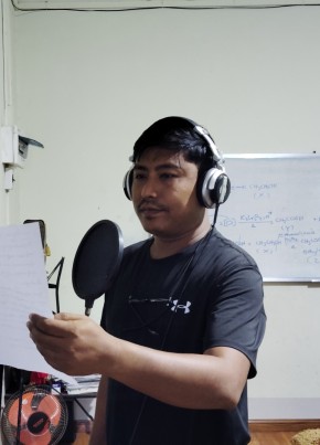 MinToneMinGyi из Naypyitaw 44 года