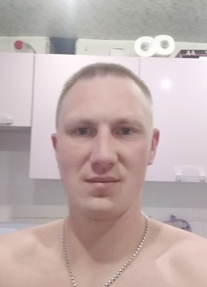 Александр, 35, Россия, Тихвин