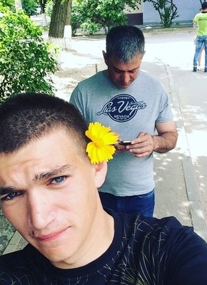 Дмитрий, 30, Россия, Калуга