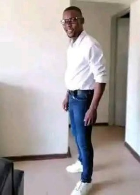 Tshego из Rustenburg 40 лет