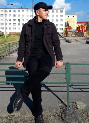 Михаил, 48, Россия, Никель