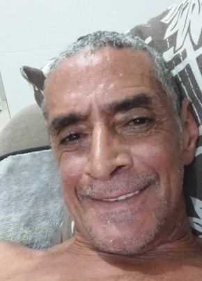 Fernando из Araruama 64 года