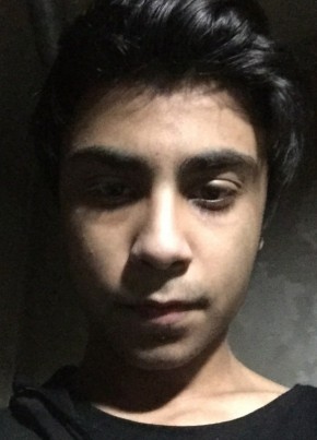 ALBAROn из دمشق 25 лет
