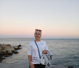 Fatima, 47, Hurghada