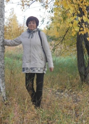 Ольга, 69, Россия, Усть-Илимск