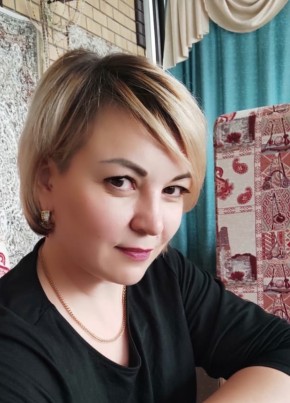 Yulya, 44, Russia, Kamensk-Uralskiy