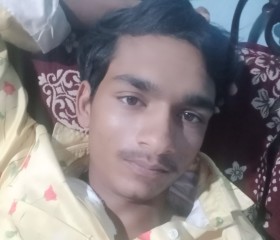 Mahesh Sabariya, 25 лет, Ahmedabad