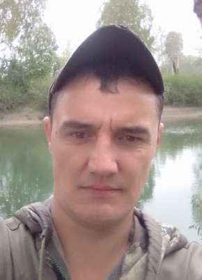 Иван, 36, Россия, Зима
