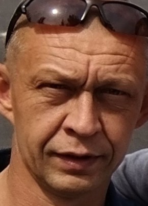 Артём из Бессоновки 47 лет