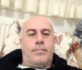 enes, 53, Prizren