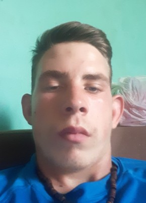Dhykfkfhkxkxn из Târgu Mureș 18 лет