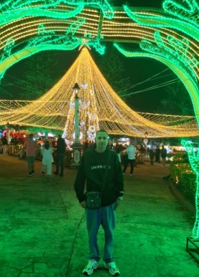 Marulanda из Armenia 24 года