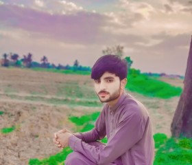 Muhammad farhan, 19, Taunsa