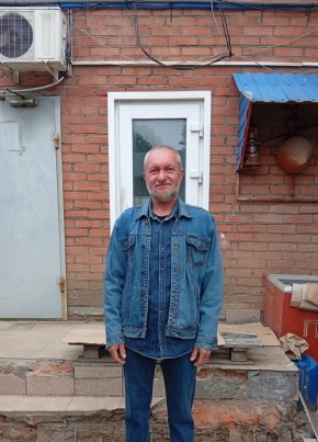 Александр из Пашковския 53 года