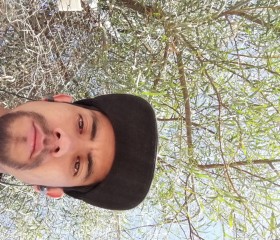 Carlos, 32, El Nino