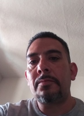 JR Sanchez, 35, United States of America, Pueblo