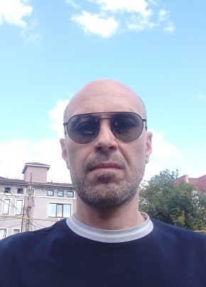 Артем