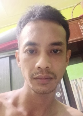 Mustaqim из Kuala Lumpur 28 лет