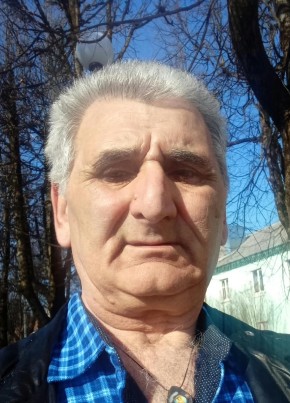 Валера из Երեվան 66 лет