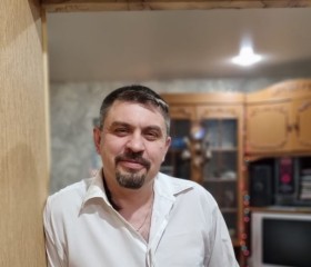 Виталий, 46 лет, Новомосковск