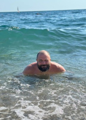 КваЗЗЗимодо 42 года
