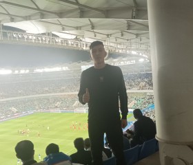 Jahongir, 20, Bukhara