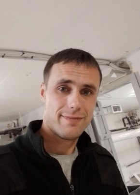 Владимир из Адлера 33 года