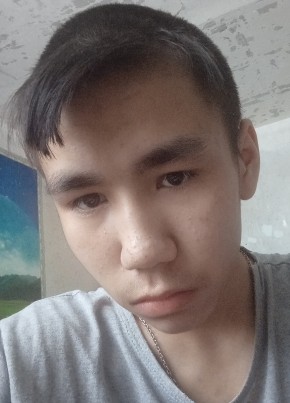 Влад, 19, Россия, Певек