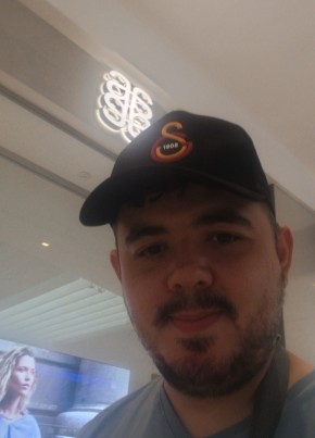 Arda из Adana 26 лет