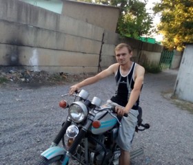 Yaroslav Belov, 41 год, Toshkent