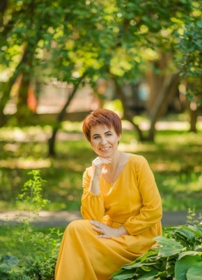 Алена из Новосибирска 47 лет