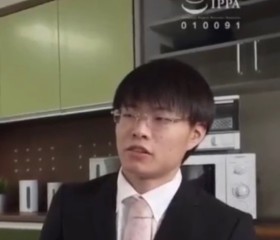 岳爱, 21, Jining (Shandong Sheng)